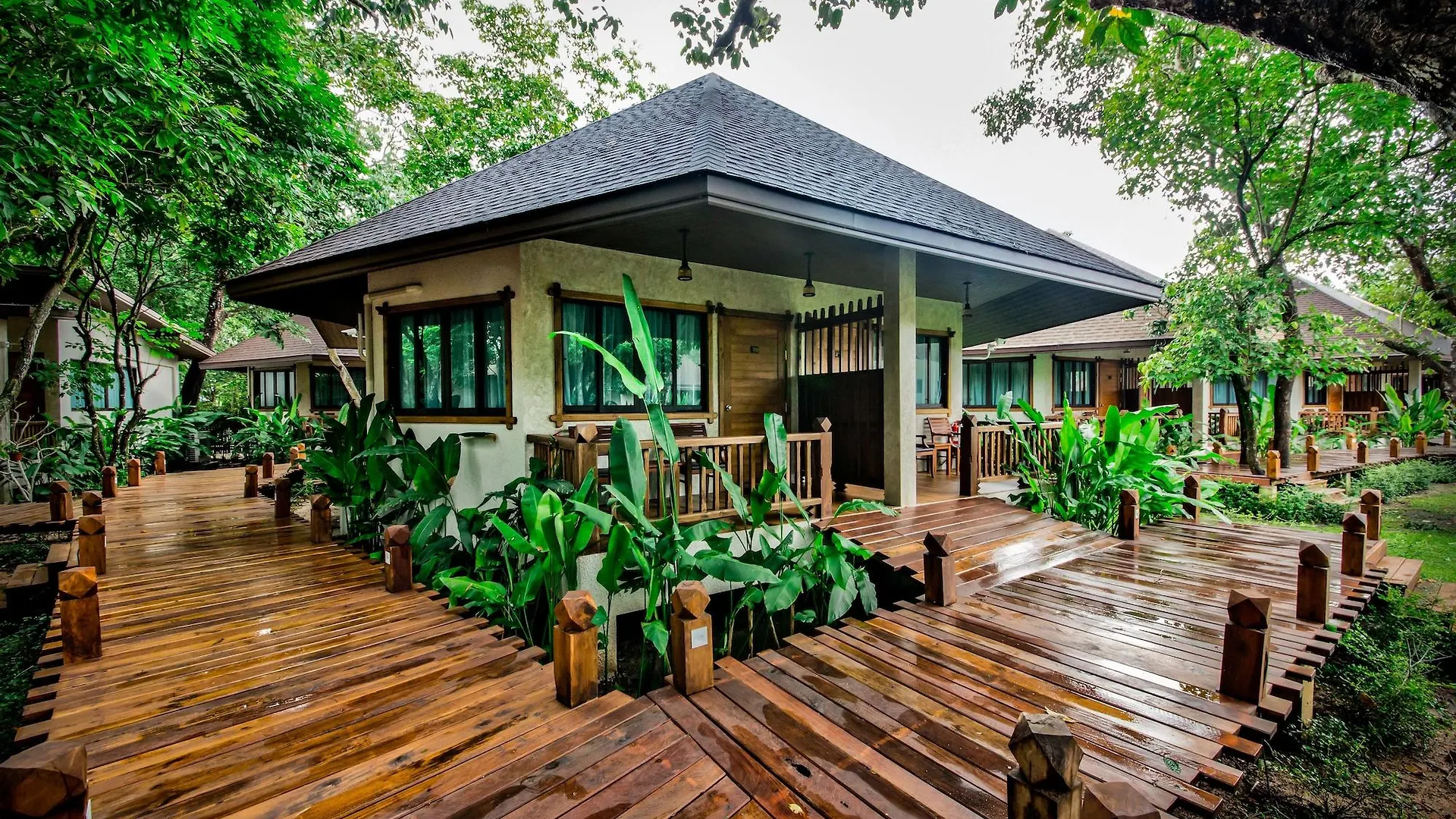 Naiyang Park Resort - Sha Extra Plus Nai Yang Beach